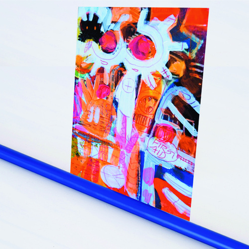 Cartes-Bilderleiste in Blau, stehend mit bunter Kunstpostkarte